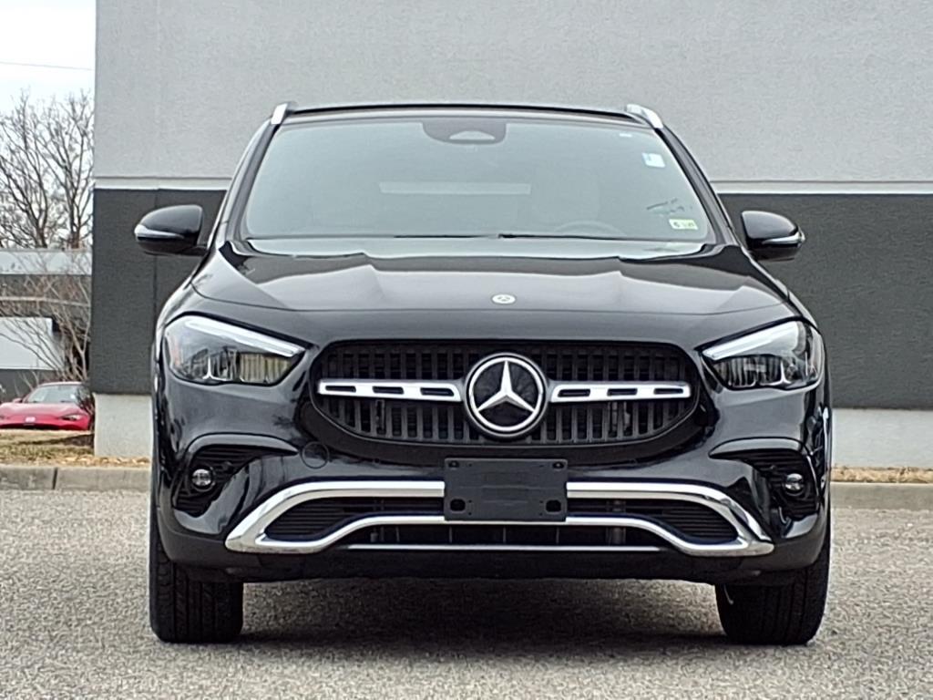 2025 Mercedes Benz GLA 250 4MATIC photo 3