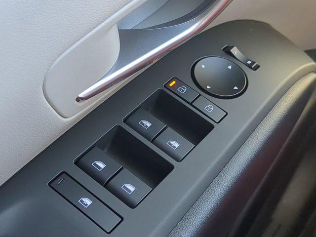 2025 Hyundai Tucson SEL Convenience photo 20
