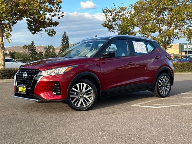 2023 Nissan Kicks SV photo 2