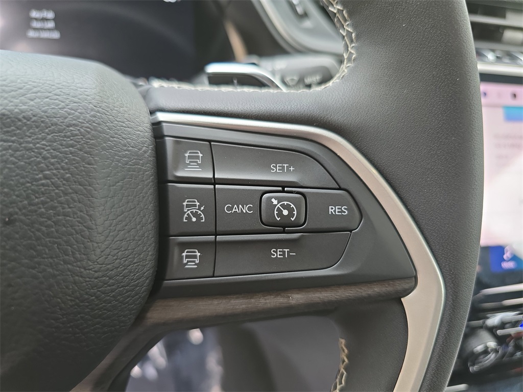 2023 Jeep Grand Cherokee Limited photo 19