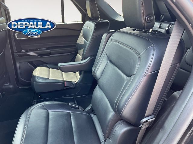 2020 Ford Explorer XLT photo 14