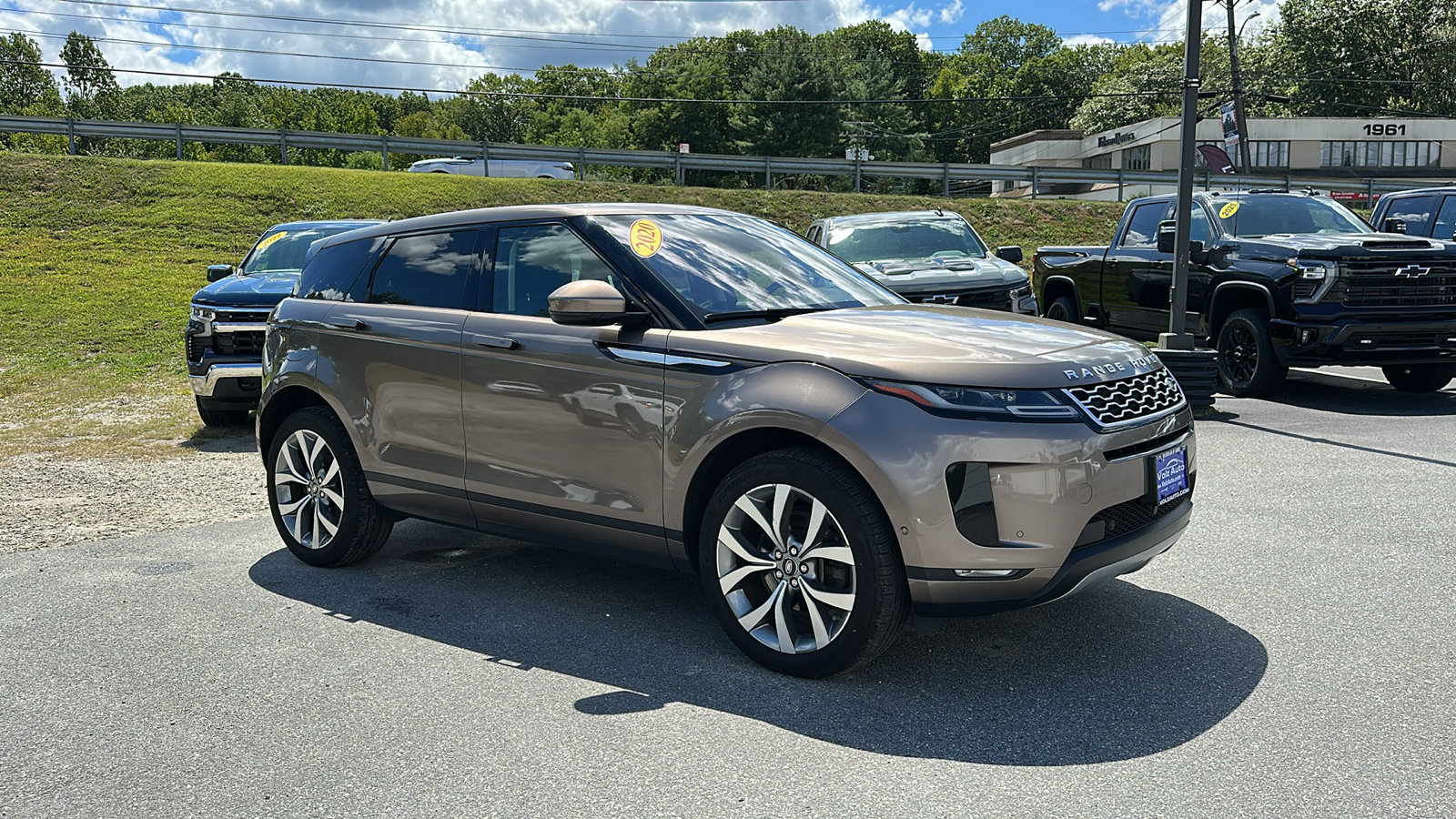2020 Land Rover Range Rover Evoque SE photo 2