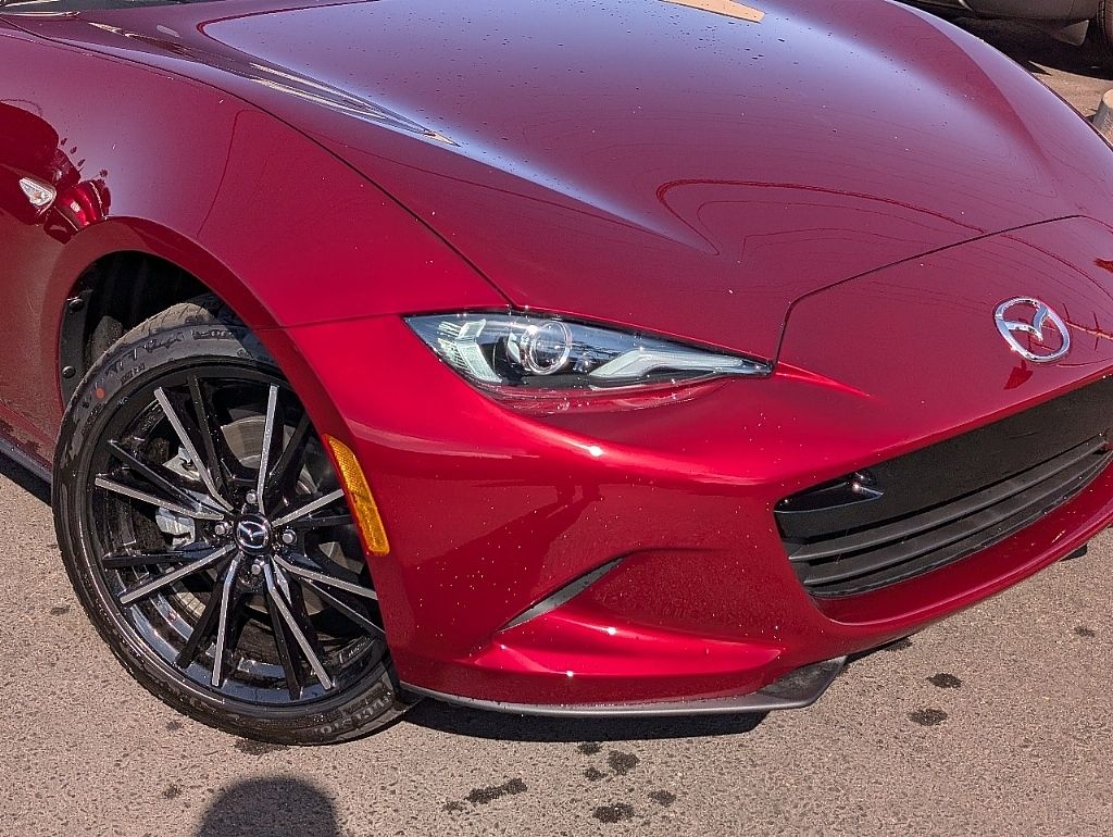 2025 Mazda MX-5 Miata Miata RF Grand Touring photo 3