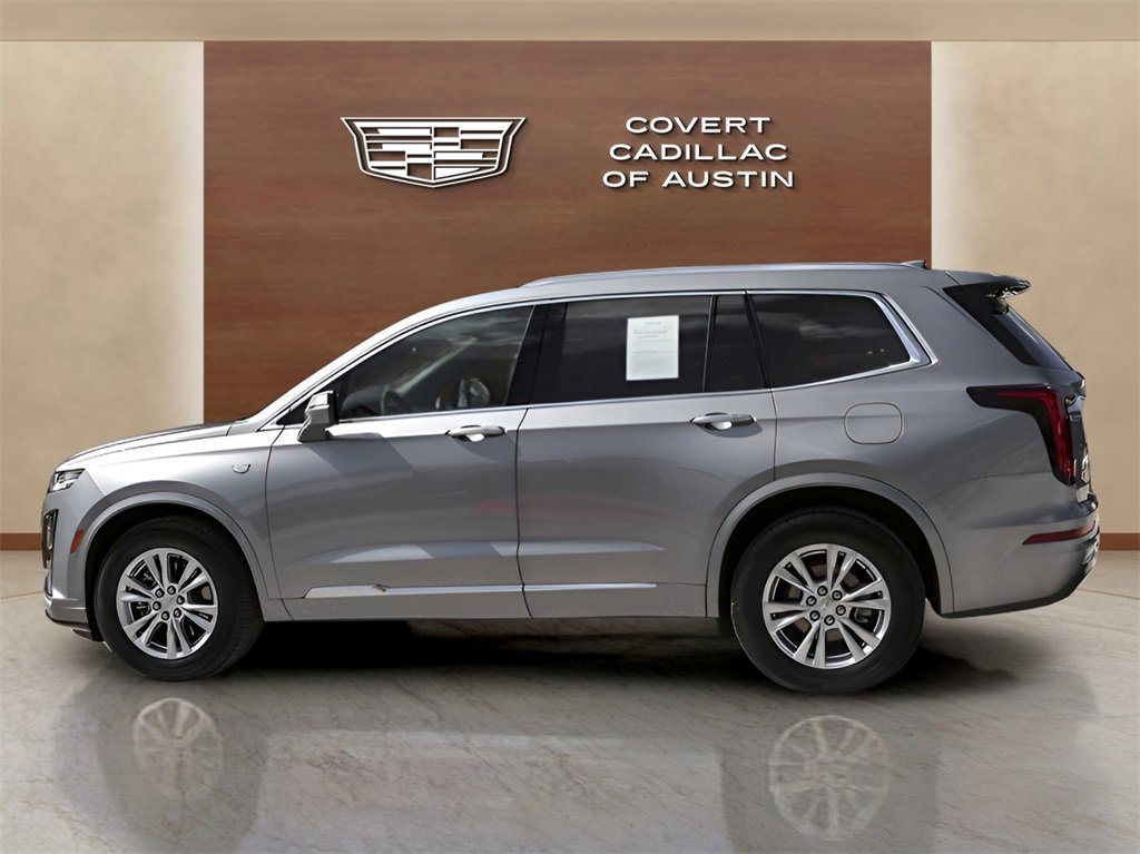 2024 Cadillac XT6 Luxury photo 2