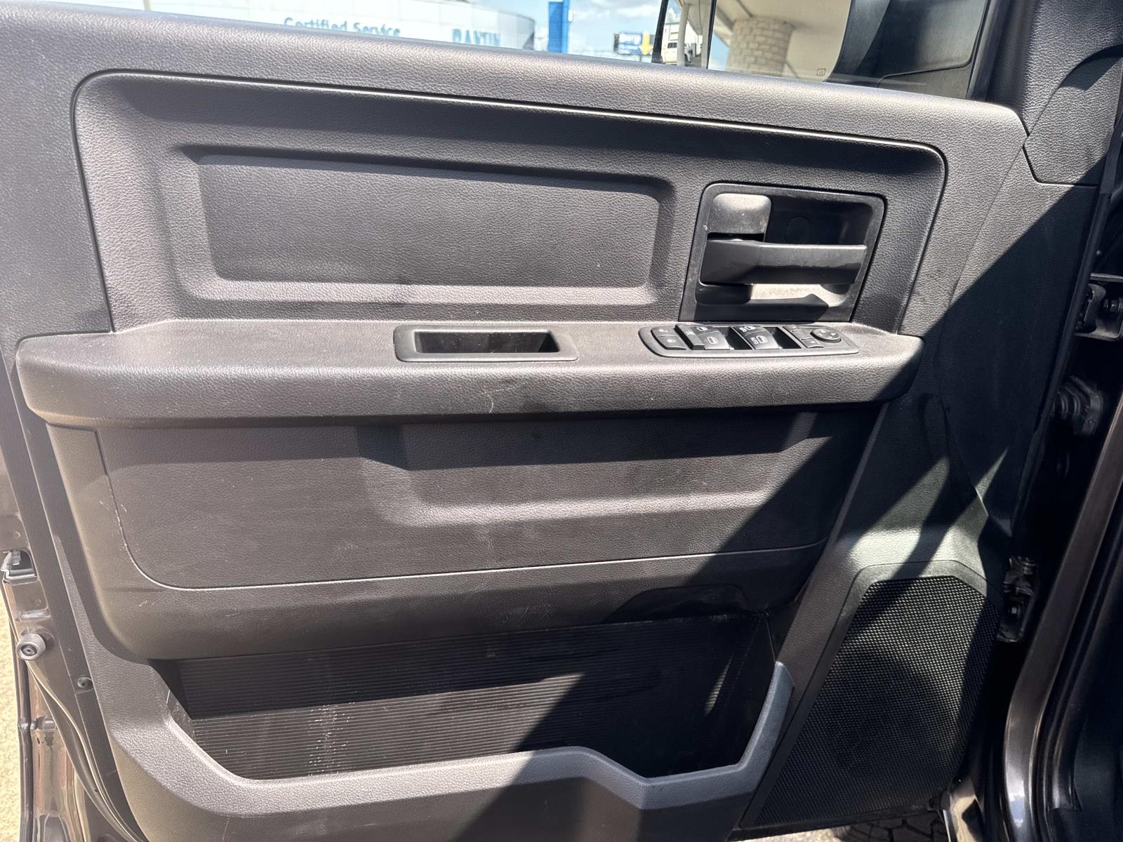 2018 Ram 2500 Tradesman photo 17
