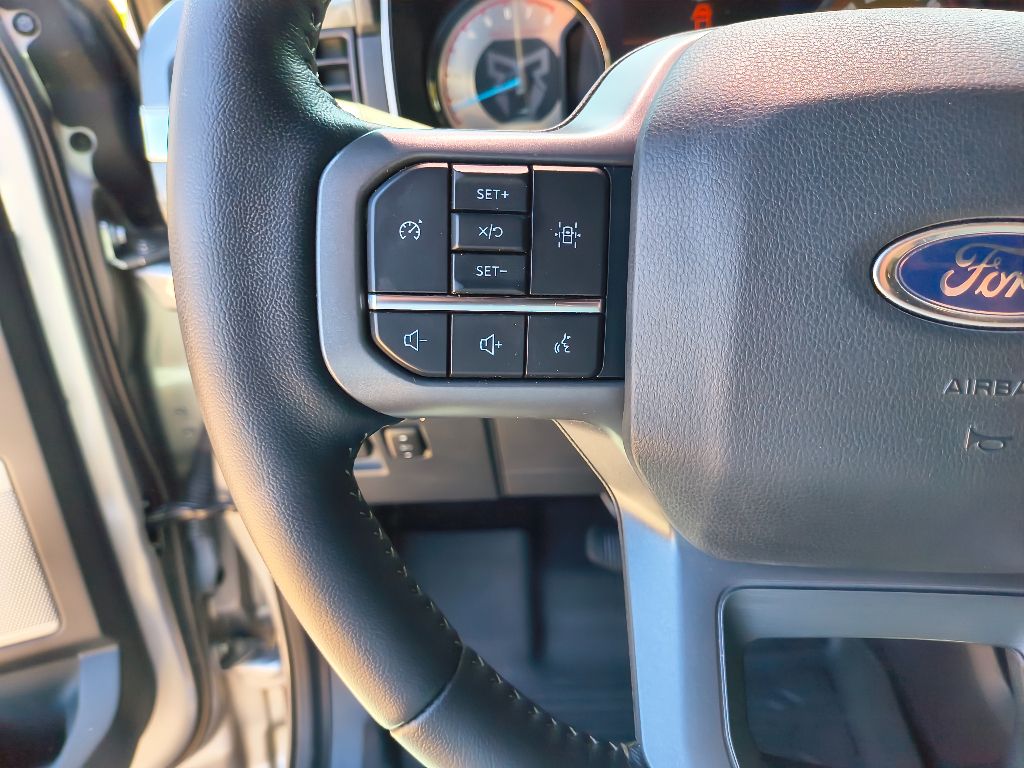 2022 Ford F-150 XLT photo 22
