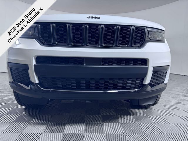 2025 Jeep Grand Cherokee Altitude X photo 9
