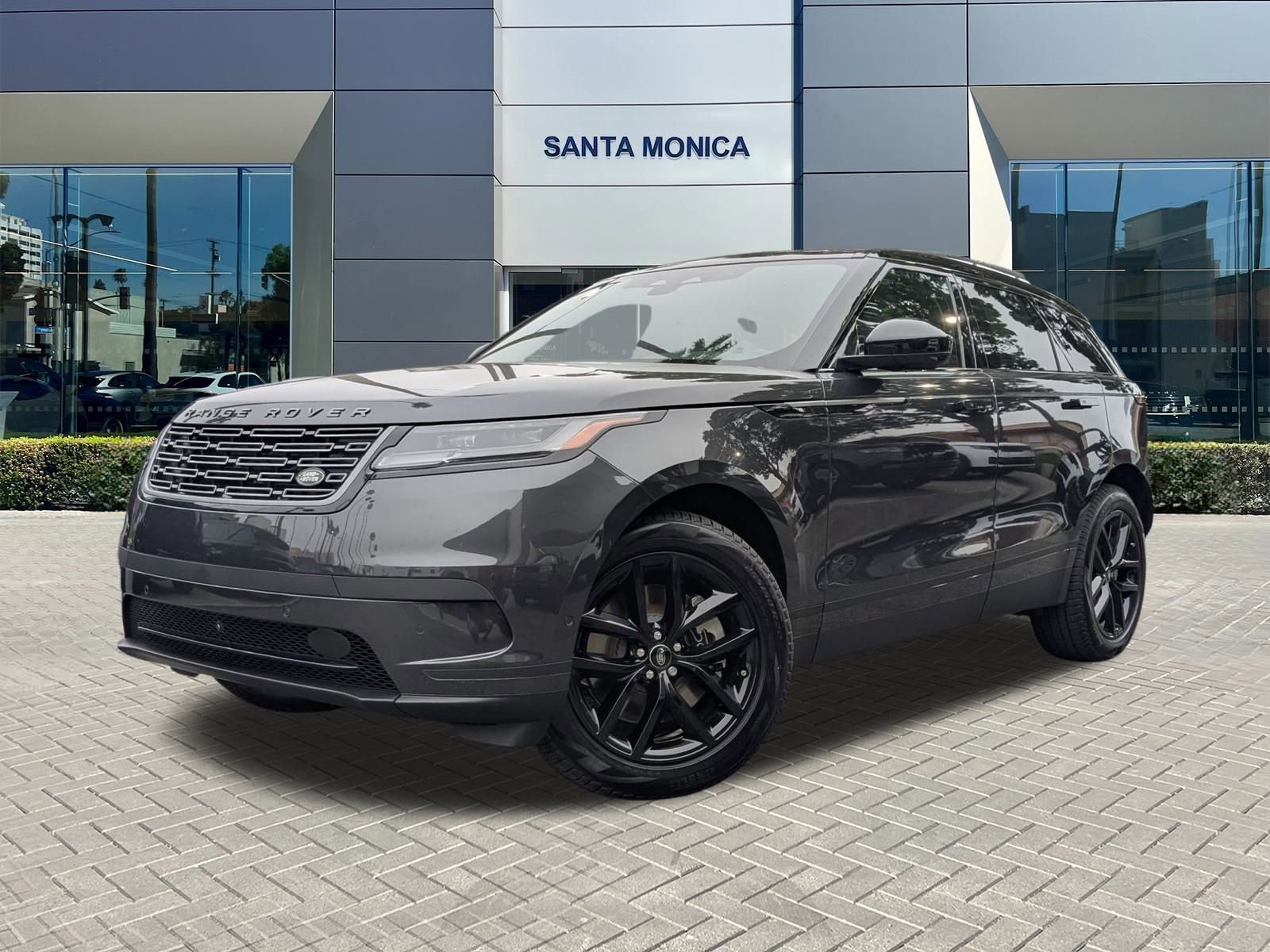2026 Land Rover Range Rover Velar S's photo