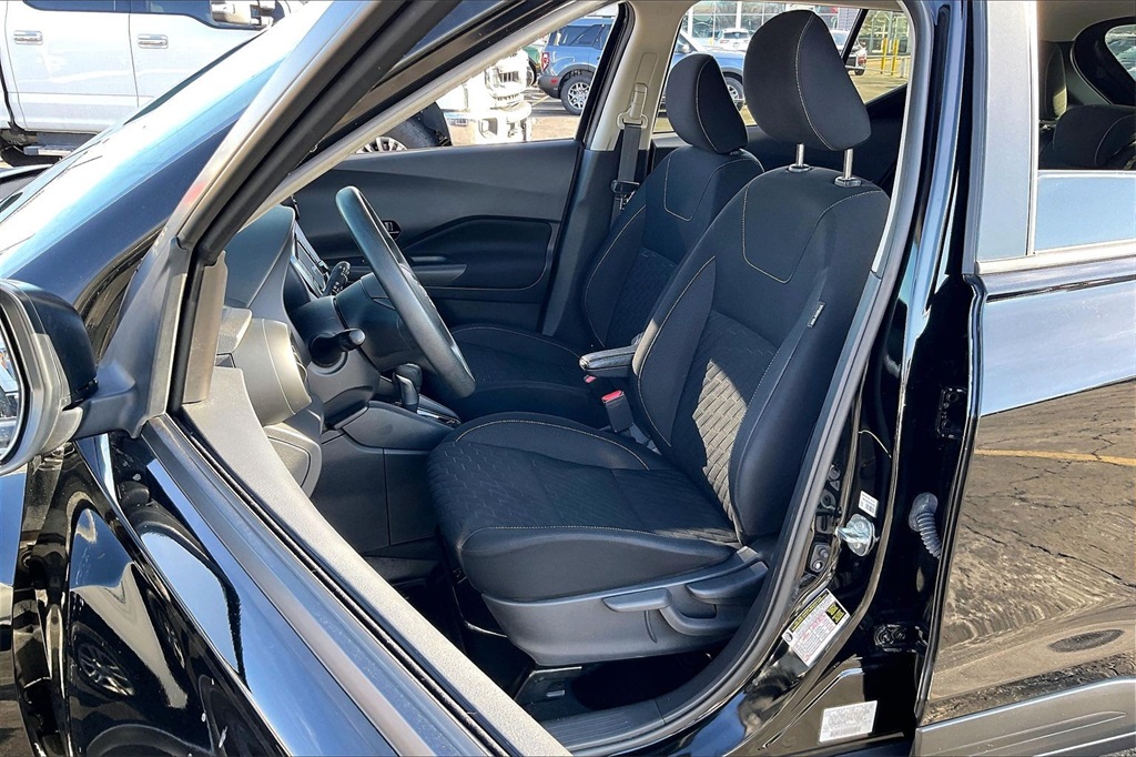 2022 NISSAN KICKS - Image 21