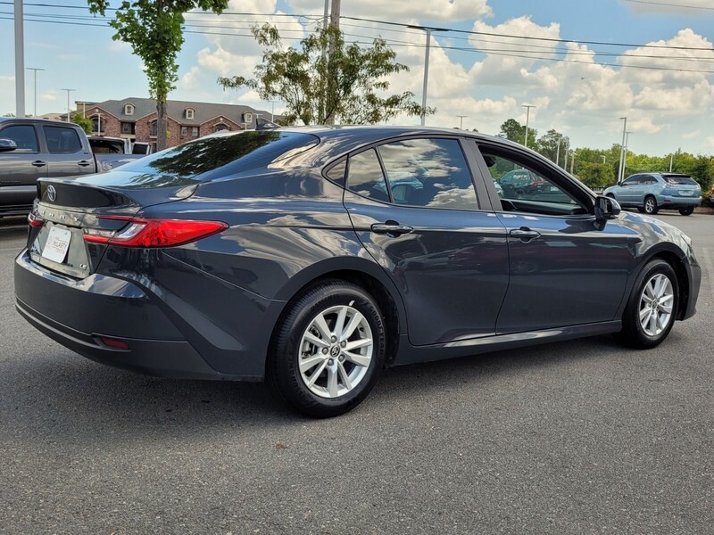 2025 Toyota Camry LE photo 2