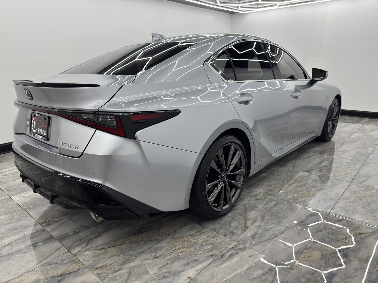 2022 Lexus IS 350 F SPORT photo 27