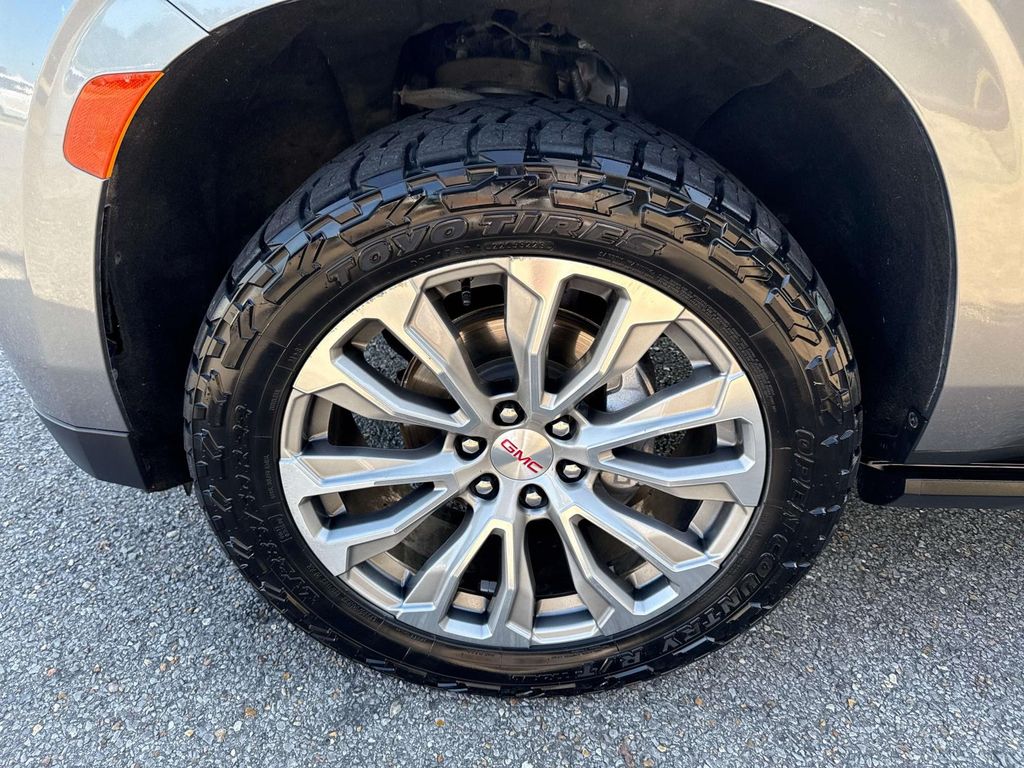 2021 Gmc Yukon Denali photo 4