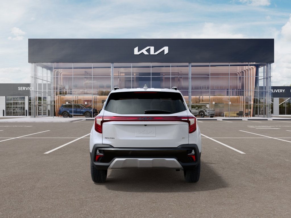 2025 Kia Seltos SX photo 5