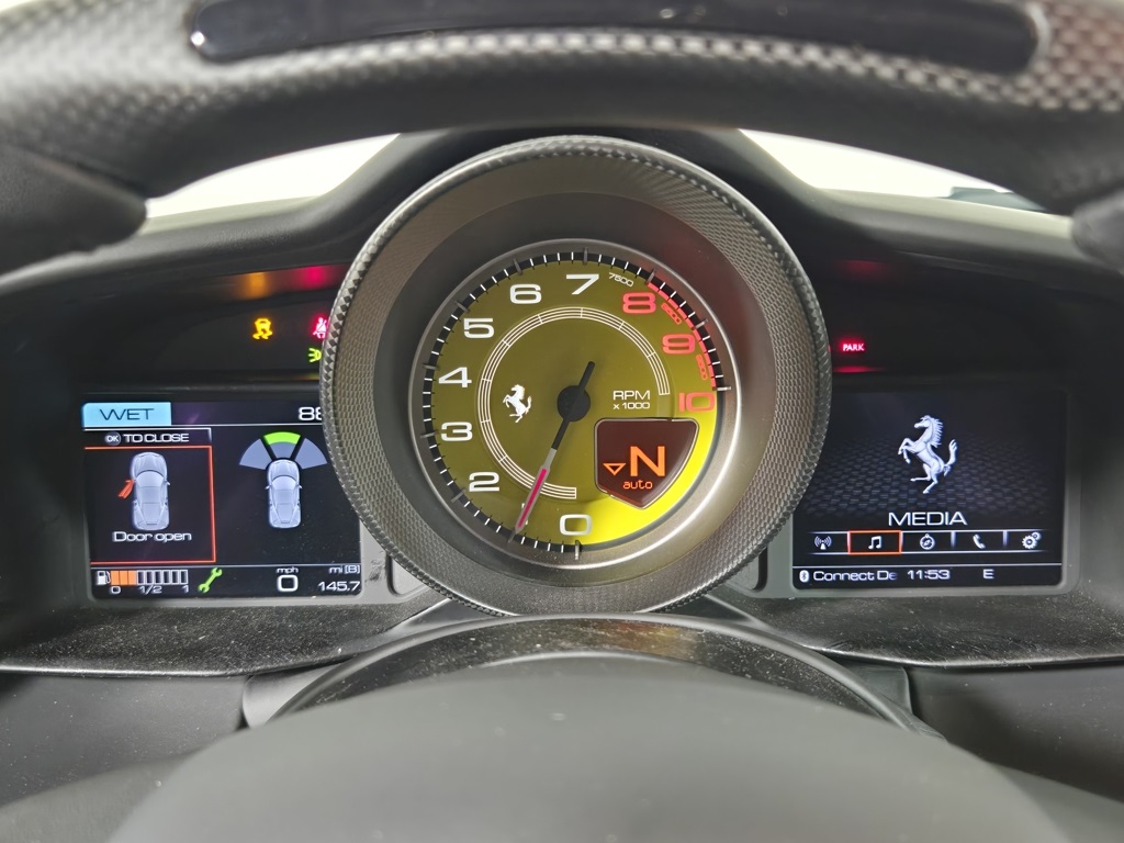 2017 Ferrari 488 GTB photo 10
