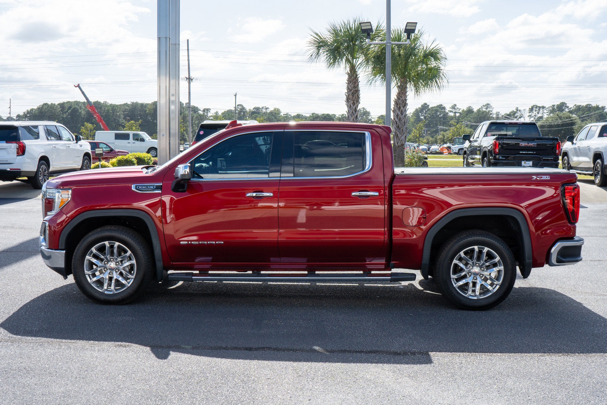 2021 Gmc Sierra 1500 SLT photo 2