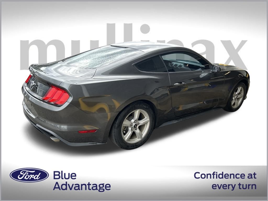 2018 Ford Mustang EcoBoost photo 2