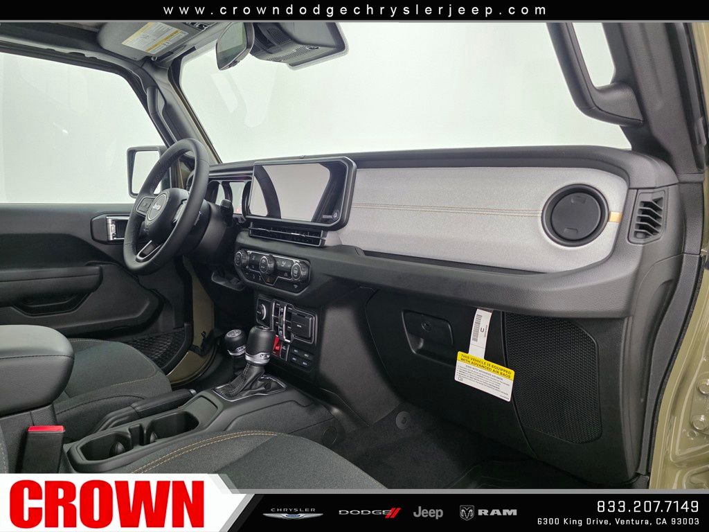 2025 Jeep Wrangler Willys photo 13