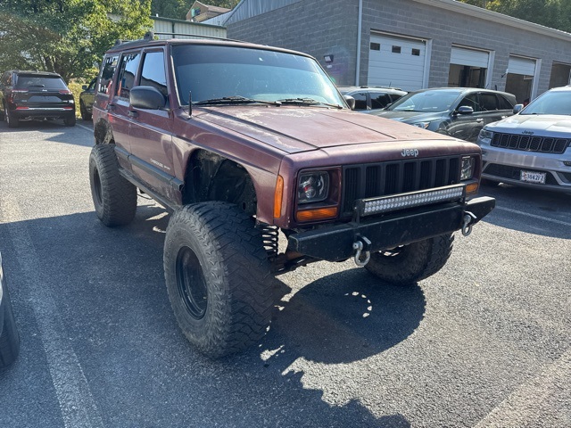 2001 Jeep Cherokee Sport photo 3