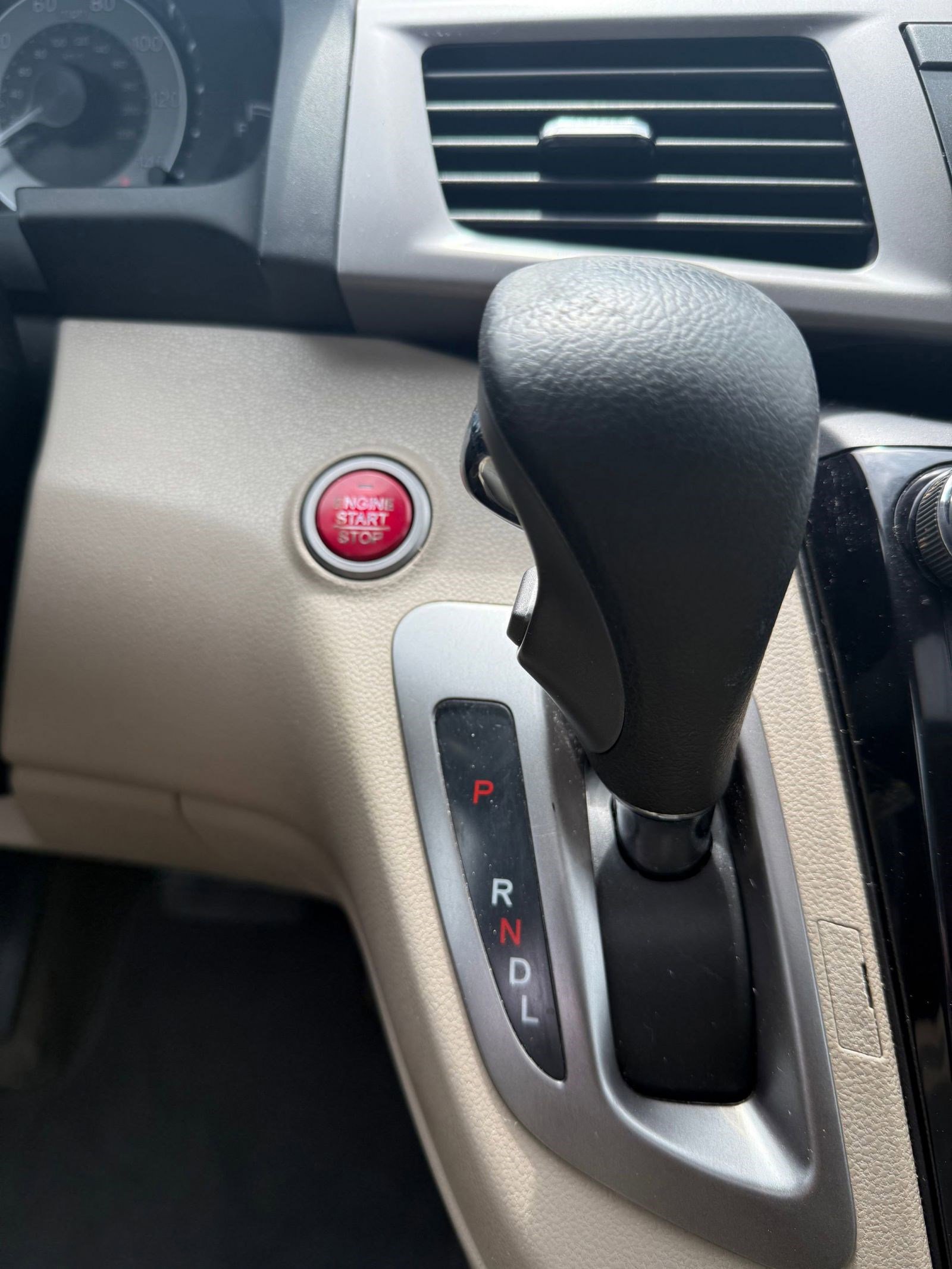 2016 Honda Odyssey EX-L photo 16