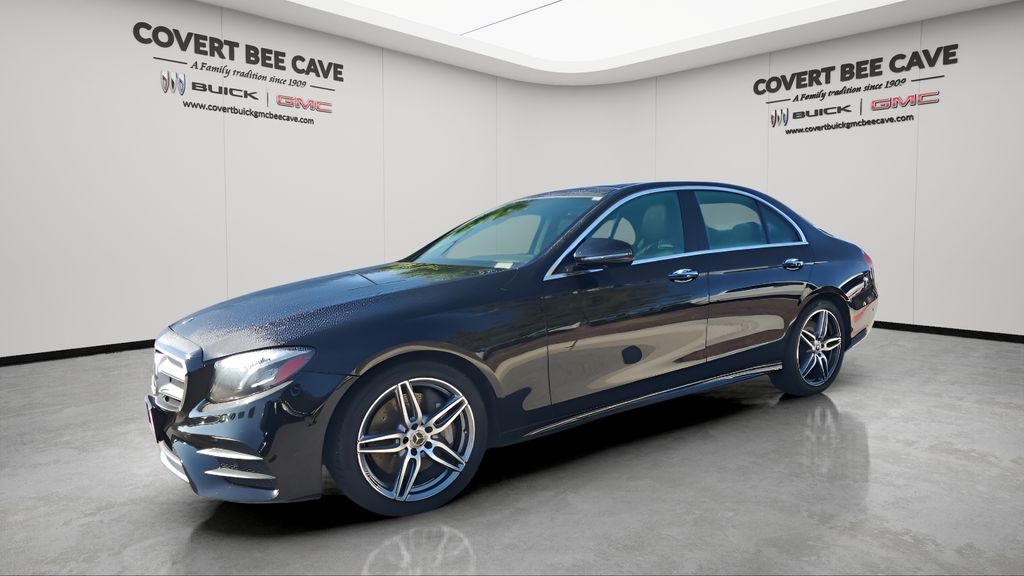 2018 Mercedes Benz E 400 4MATIC Sedan photo 4