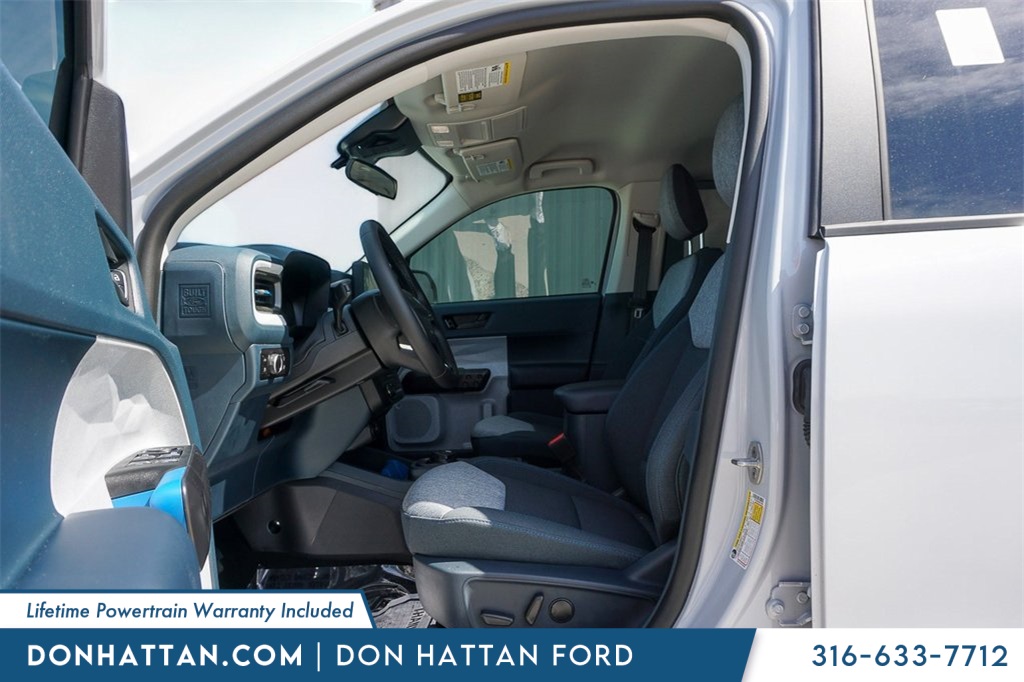 2025 Ford Maverick XLT photo 2