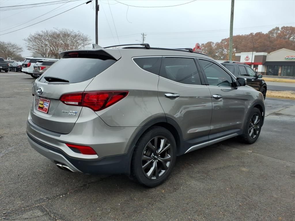 2017 Hyundai Santa Fe Ultimate photo 4