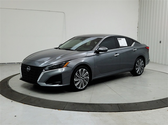 2024 Nissan Altima 2.5 SL photo 3