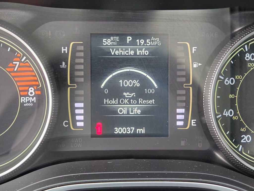 2021 Jeep Cherokee Latitude Lux photo 18