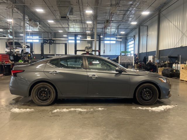 2019 Nissan Altima 2.5 S photo 4