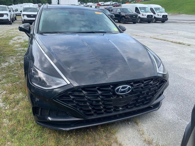 2022 Hyundai Sonata Limited photo 3