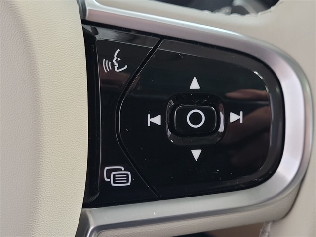 2022 Volvo XC60 Recharge Hybrid T8 Inscription photo 27