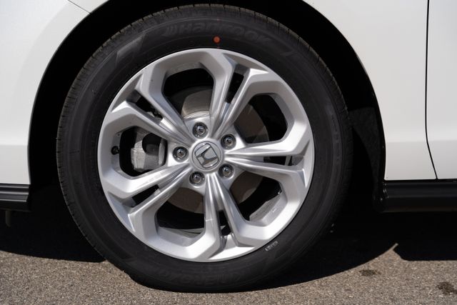 2025 Honda Accord LX photo 10