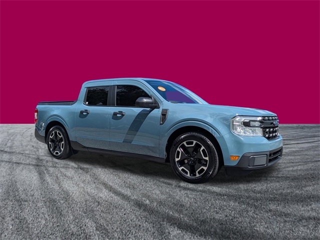 2023 Ford Maverick XL photo 2