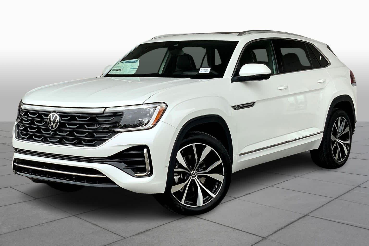 2026 Volkswagen Atlas Cross Sport SEL Premium R-LINE's photo