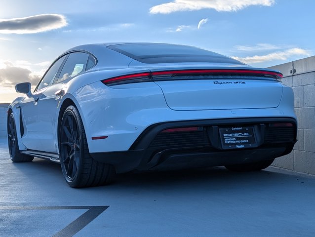 2022 Porsche Taycan GTS photo 3