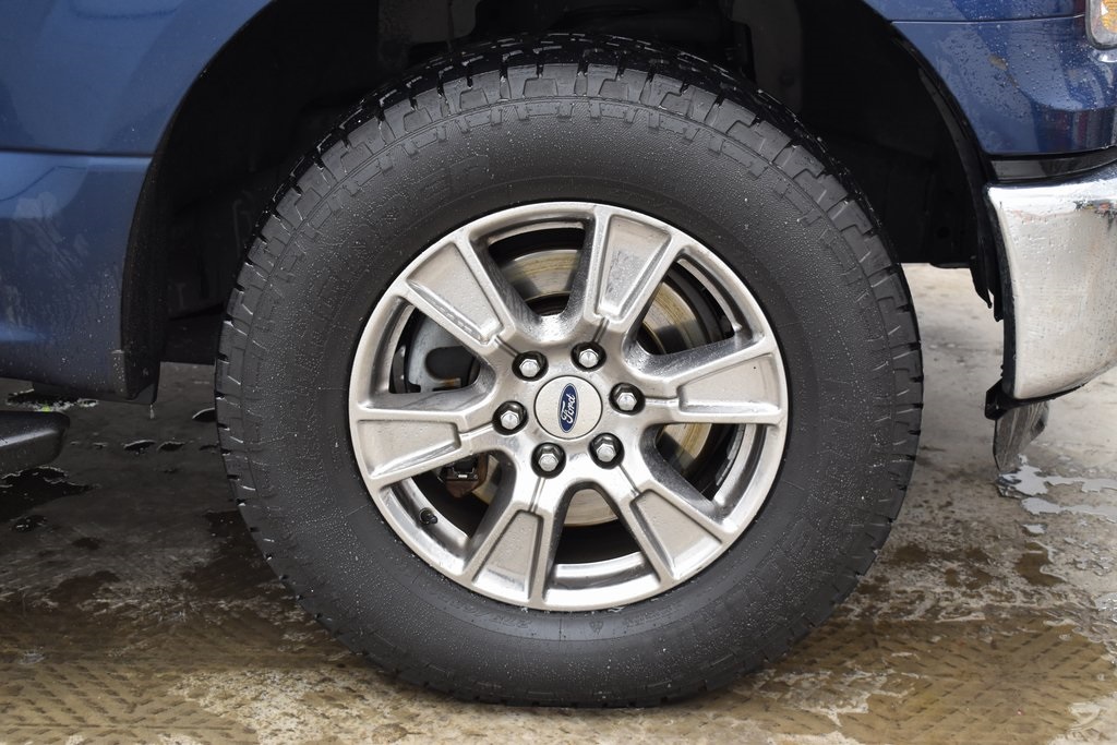 2015 Ford F-150 XLT photo 4