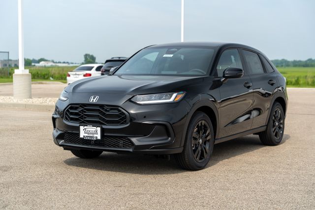 2026 Honda HR-V Sport photo 2