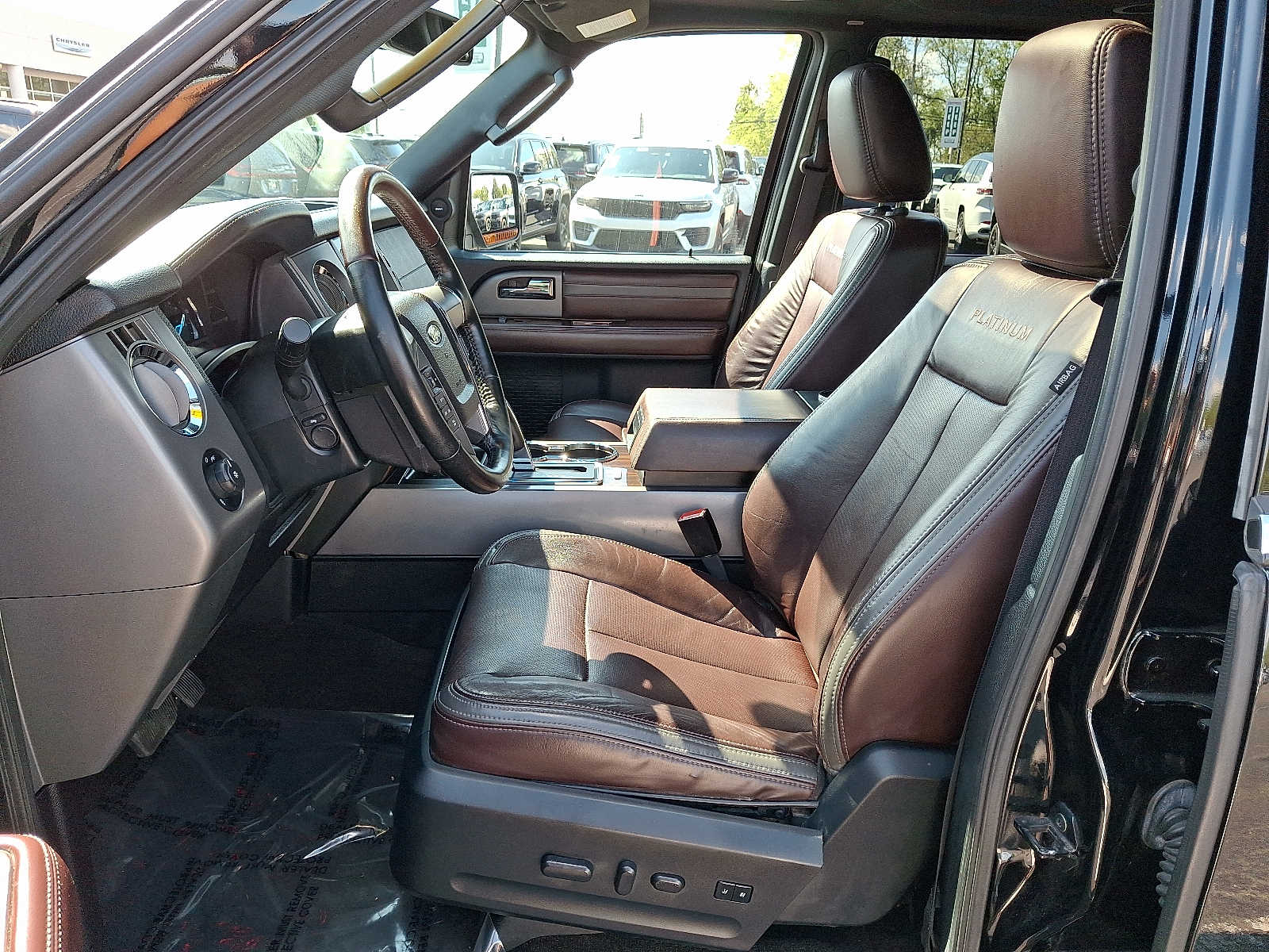 2016 Ford Expedition Platinum photo 15