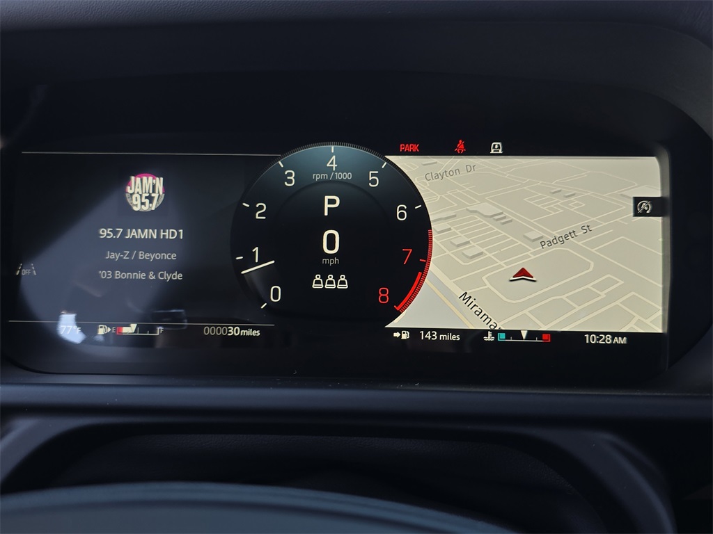 2025 Land Rover Defender 110 V8 photo 18