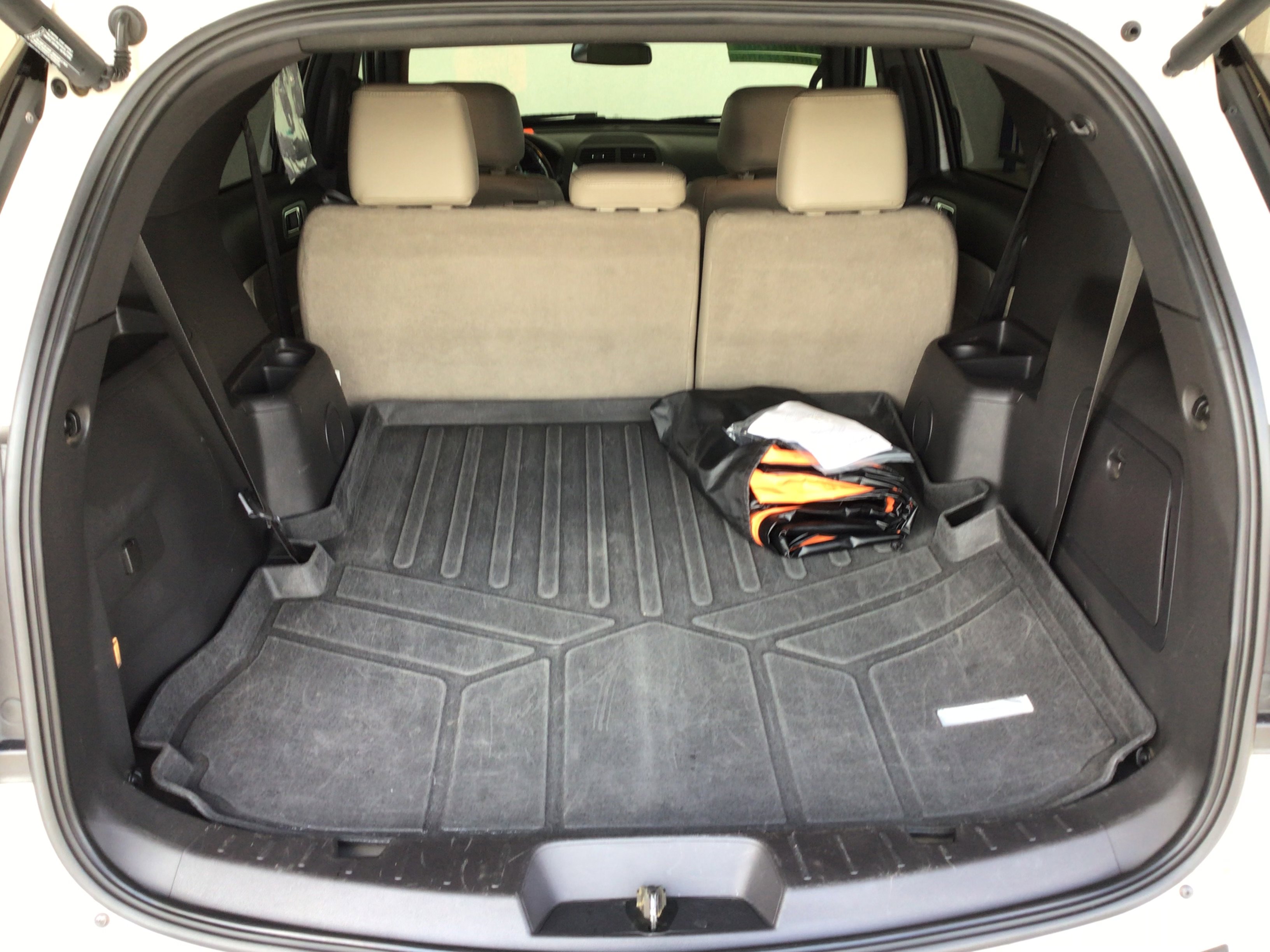 2014 Ford Explorer XLT photo 17