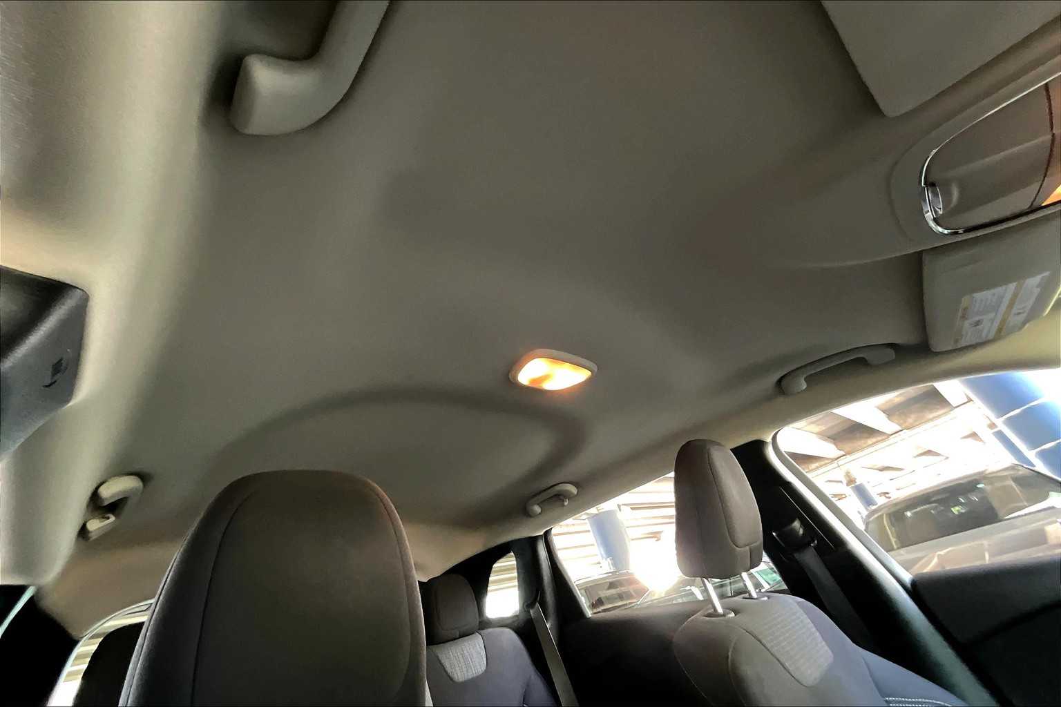 2015 Jeep Cherokee Latitude photo 12