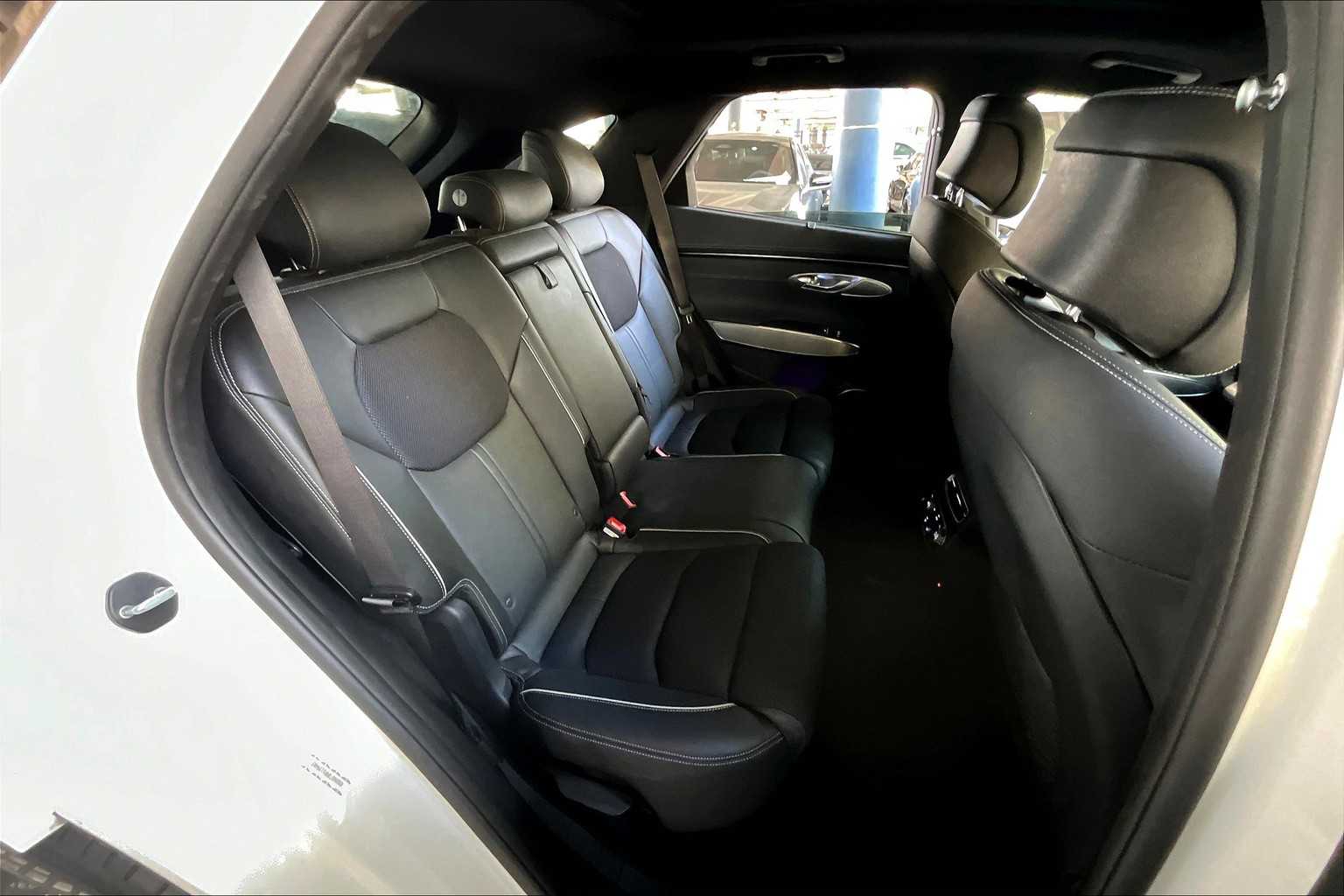 2023 Genesis GV70 Select Advanced 2.5T Sport Prestige photo 19