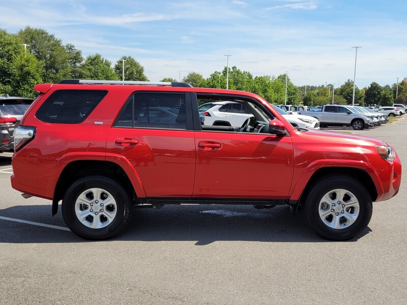 2023 Toyota 4Runner SR5 photo 2