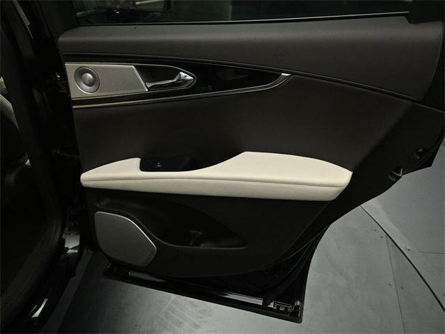 2022 LINCOLN NAUTILUS - Image 26