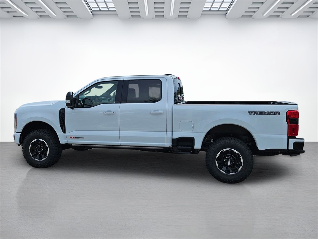 2025 Ford F-250 Lariat photo 8