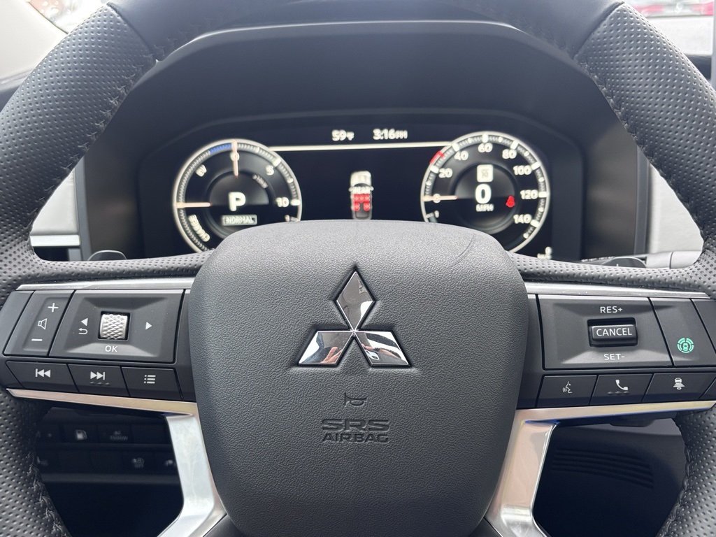 2024 Mitsubishi Outlander PHEV Platinum photo 30