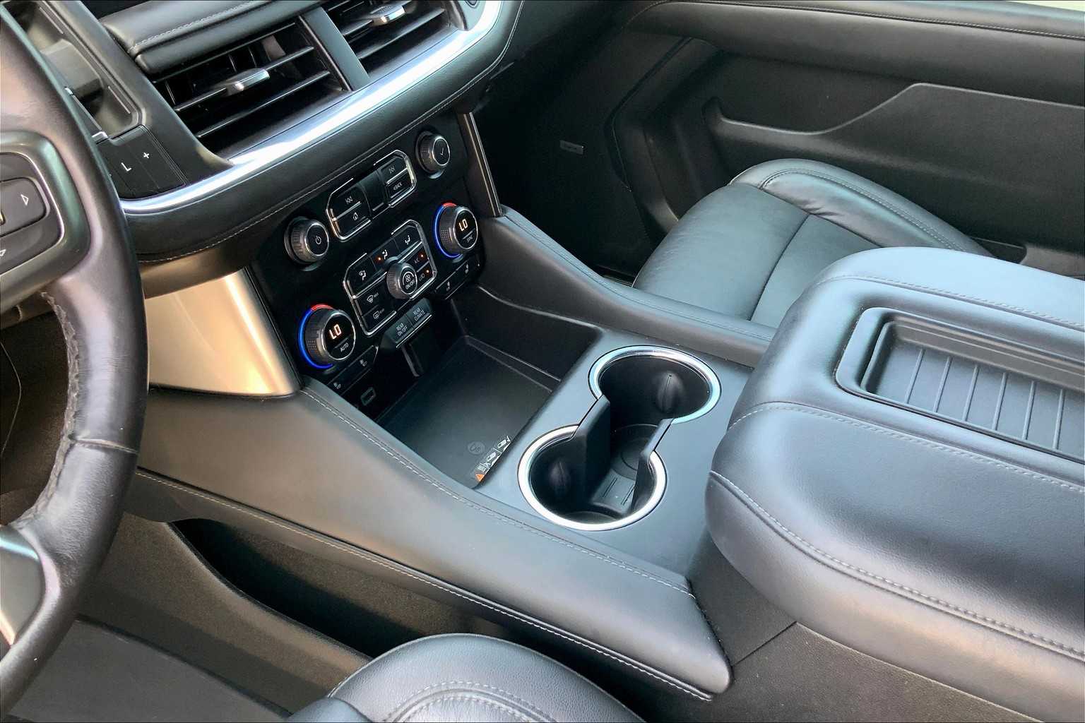 2021 Chevrolet Tahoe LT photo 14