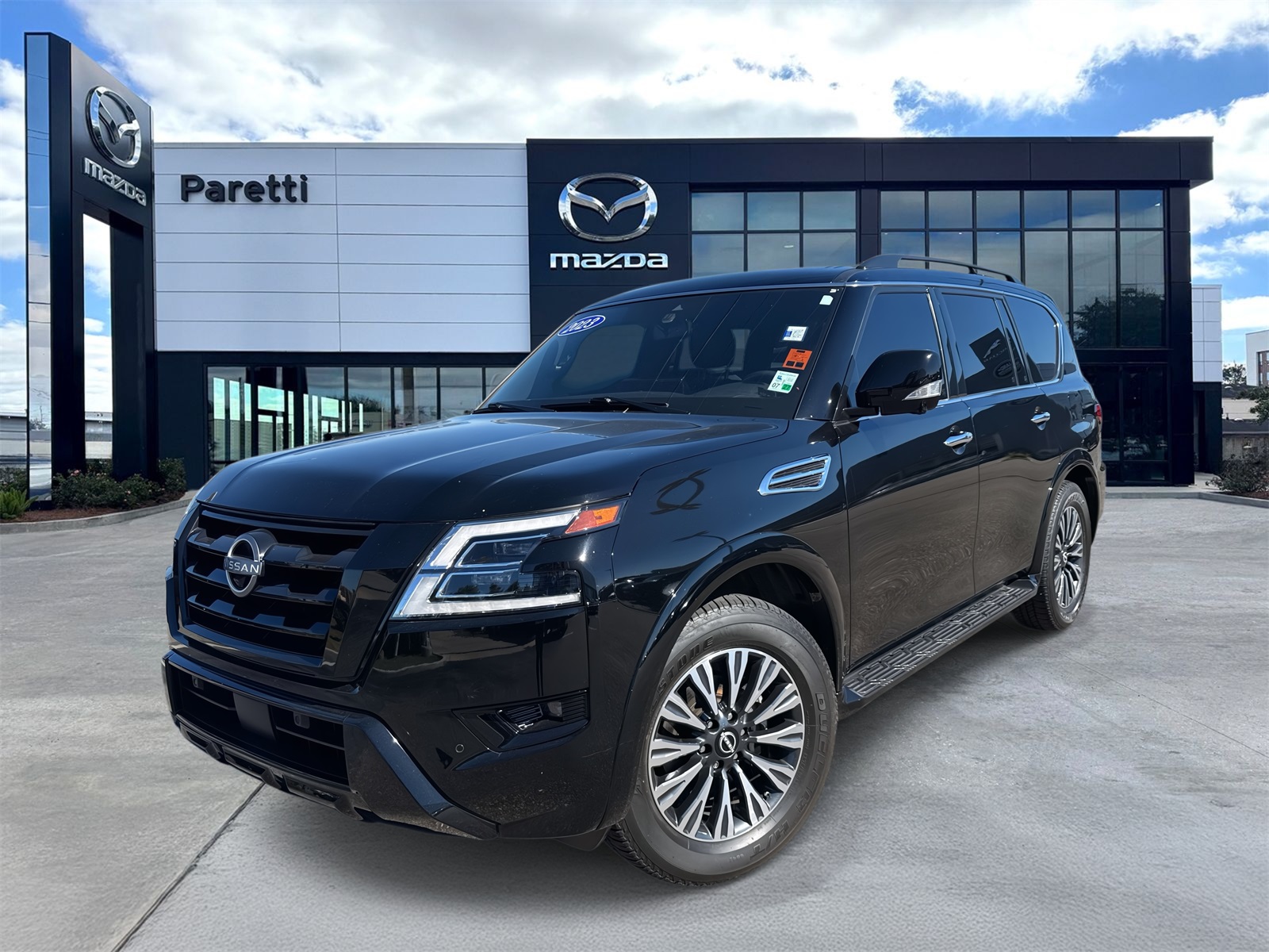 2023 Nissan Armada SL's photo