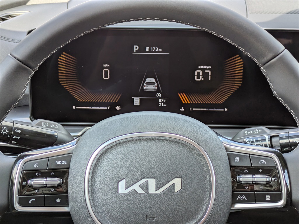2025 Kia Sorento S photo 28