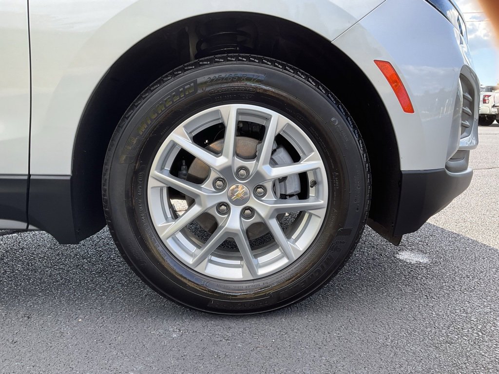 2022 Chevrolet Equinox LT photo 9